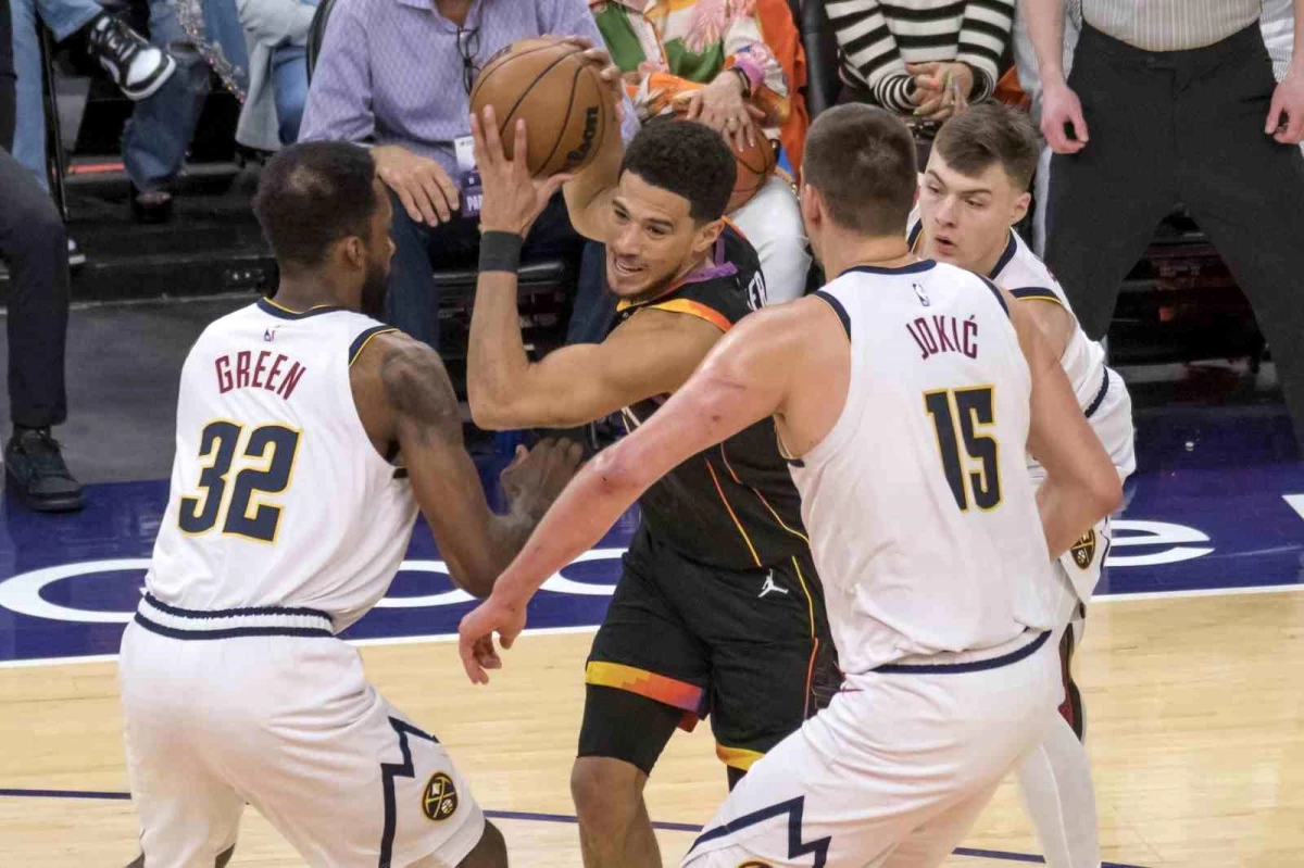 Nuggets, Phoenix Suns\'ı mağlup ederek konferans finaline yükseldi