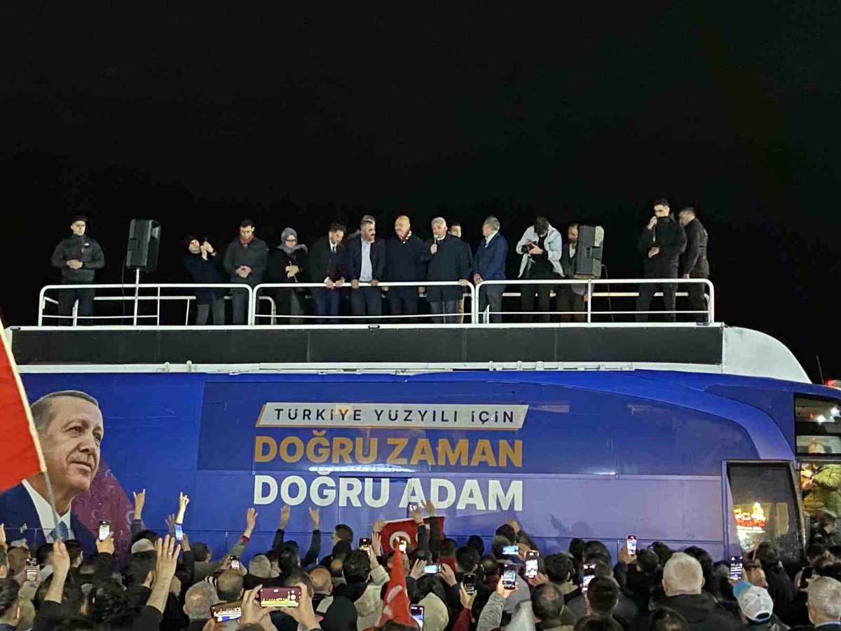 İçişleri Bakanı Soylu Beylikdüzü Balık Halinde: Suriye ve Irak\'ta Terör Yuvası Kalmayacak