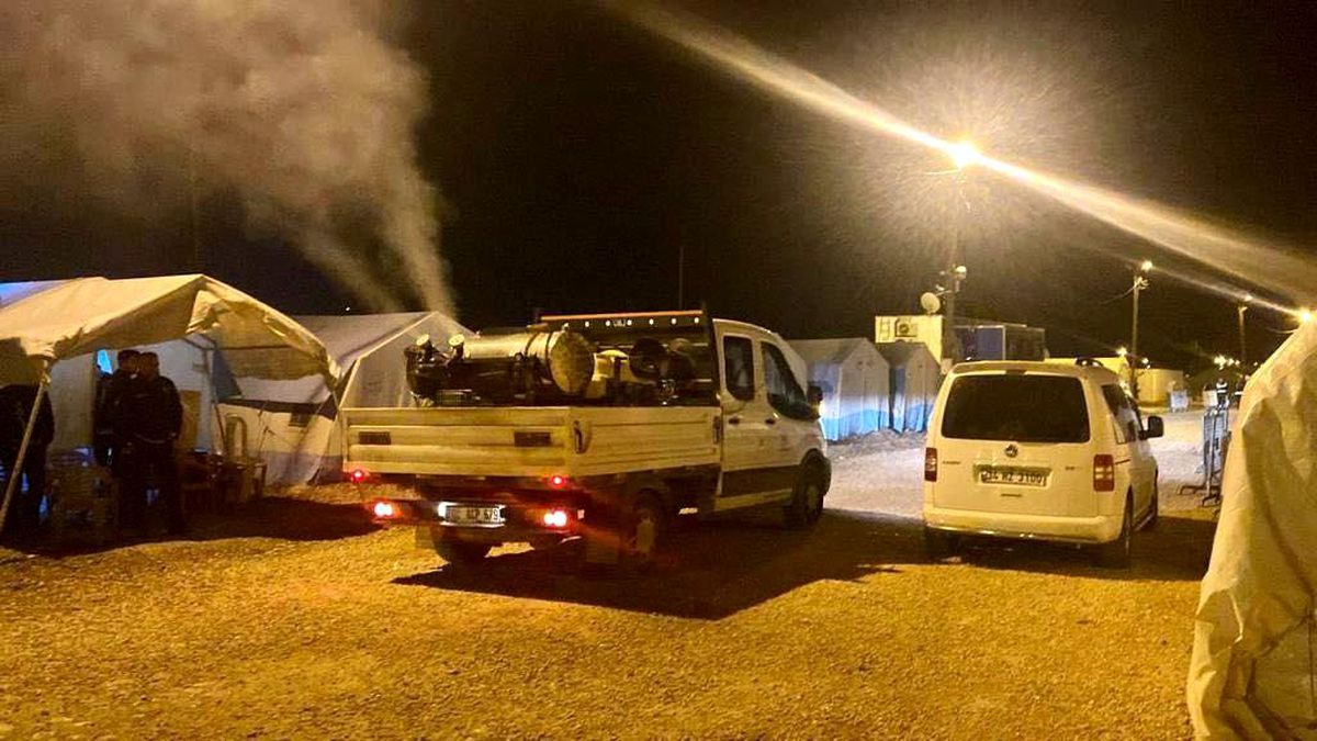 Adıyaman Belediyesi Haşerelere Karşı İlaçlama İşlemlerine Devam Ediyor