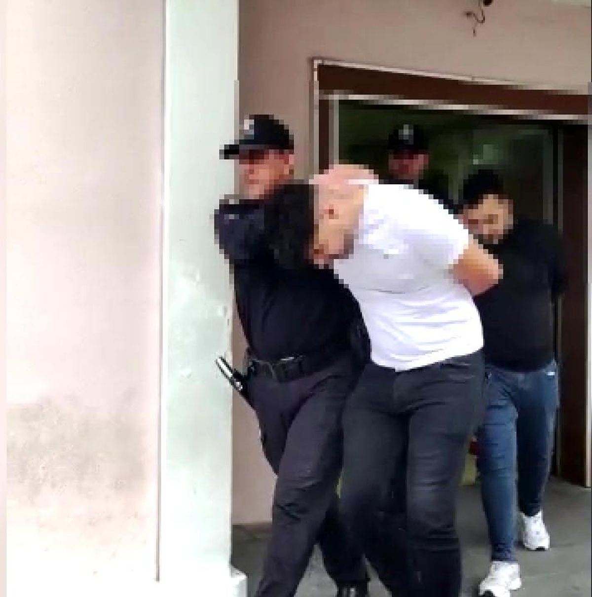 Pendik\'te Şahsı Darp Edip Kaçırmaya Çalışan 3 Şüpheli Yakalandı