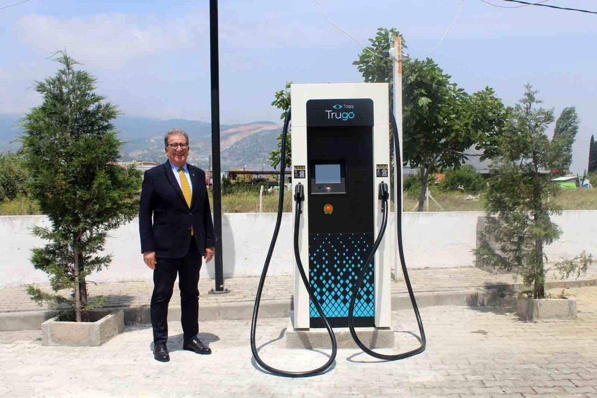 Söke Ticaret Borsası, Aydın\'da ilk Trugo Elektrikli Araç Şarj İstasyonunu kurdu