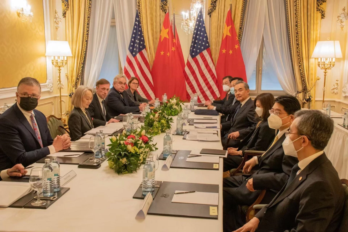 Üst Düzey Çinli ve ABD\'li Yetkililer Kapsamlı Görüşmelerde Bulundu