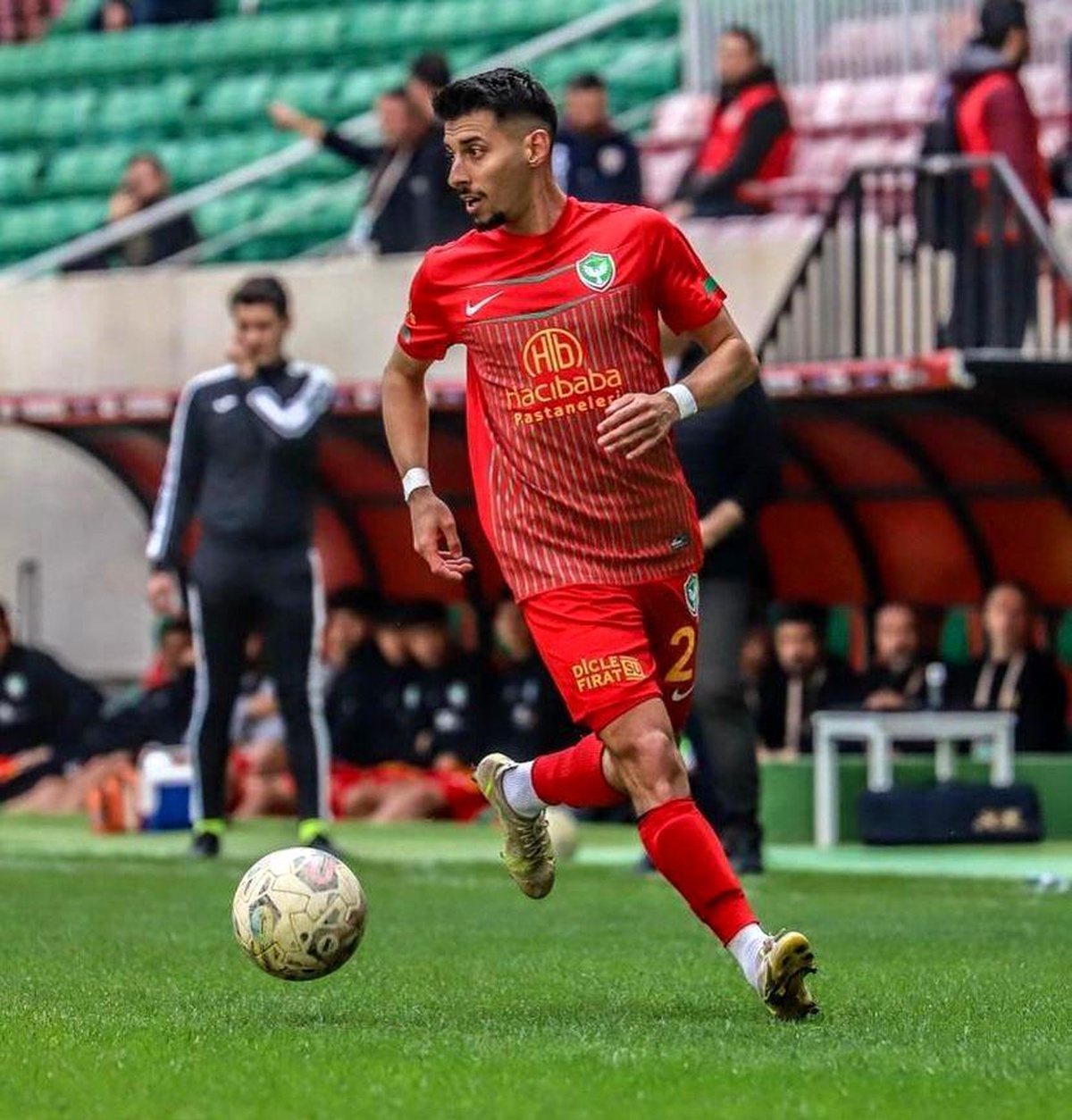 Amedsporlu Cengiz Ötkün: Play-off ile şampiyonluk yaşayacağız