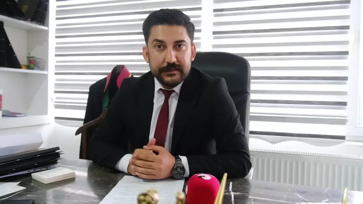 Avukat Mehmet Emin Şahin, bilişim dolandırıcılığına karşı gençleri uyardı