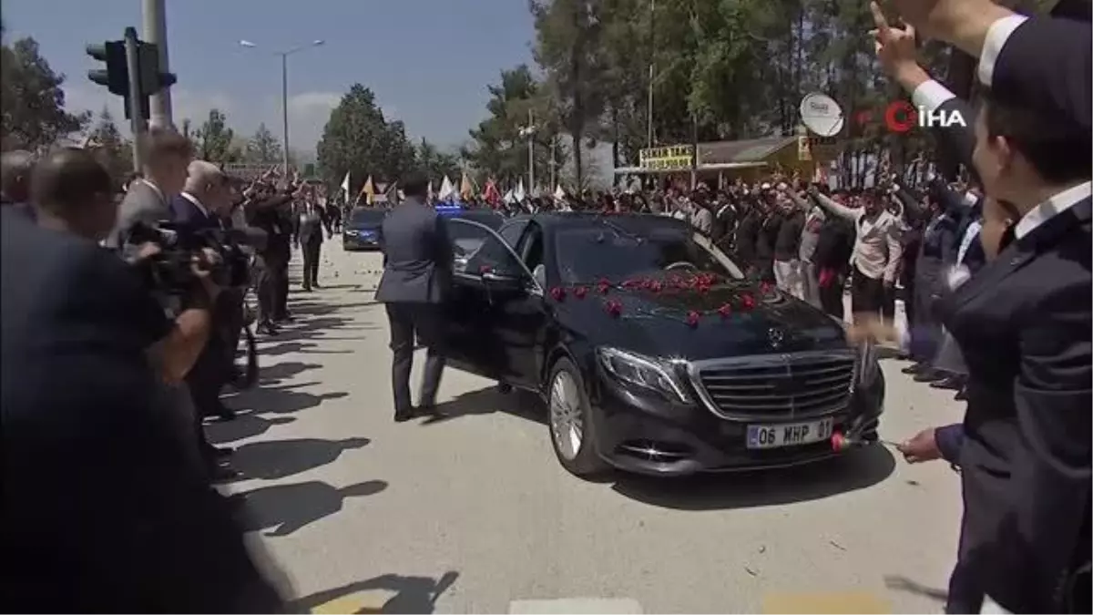 Devlet Bahçeli: Kaset kumpasları ve sosyal medya teröristleri Türkiye\'nin önünü kesemez