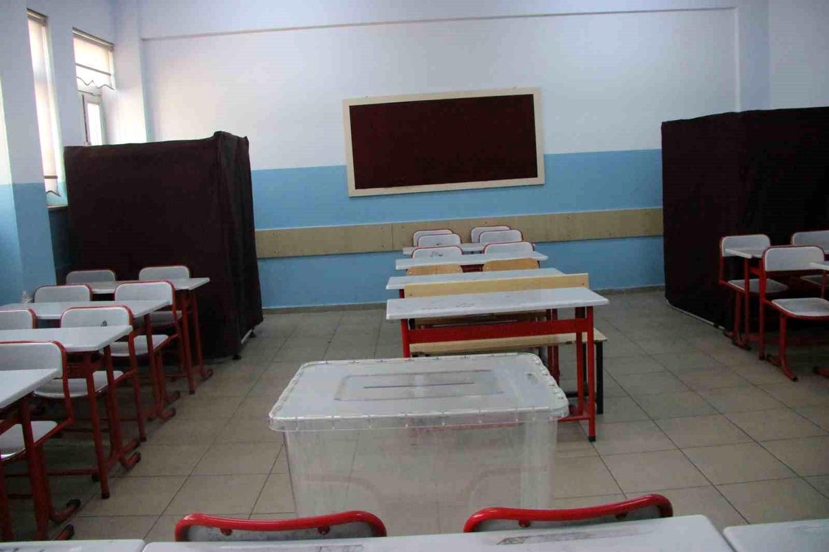 Diyarbakır\'da 3 bin 737 sandık kuruldu