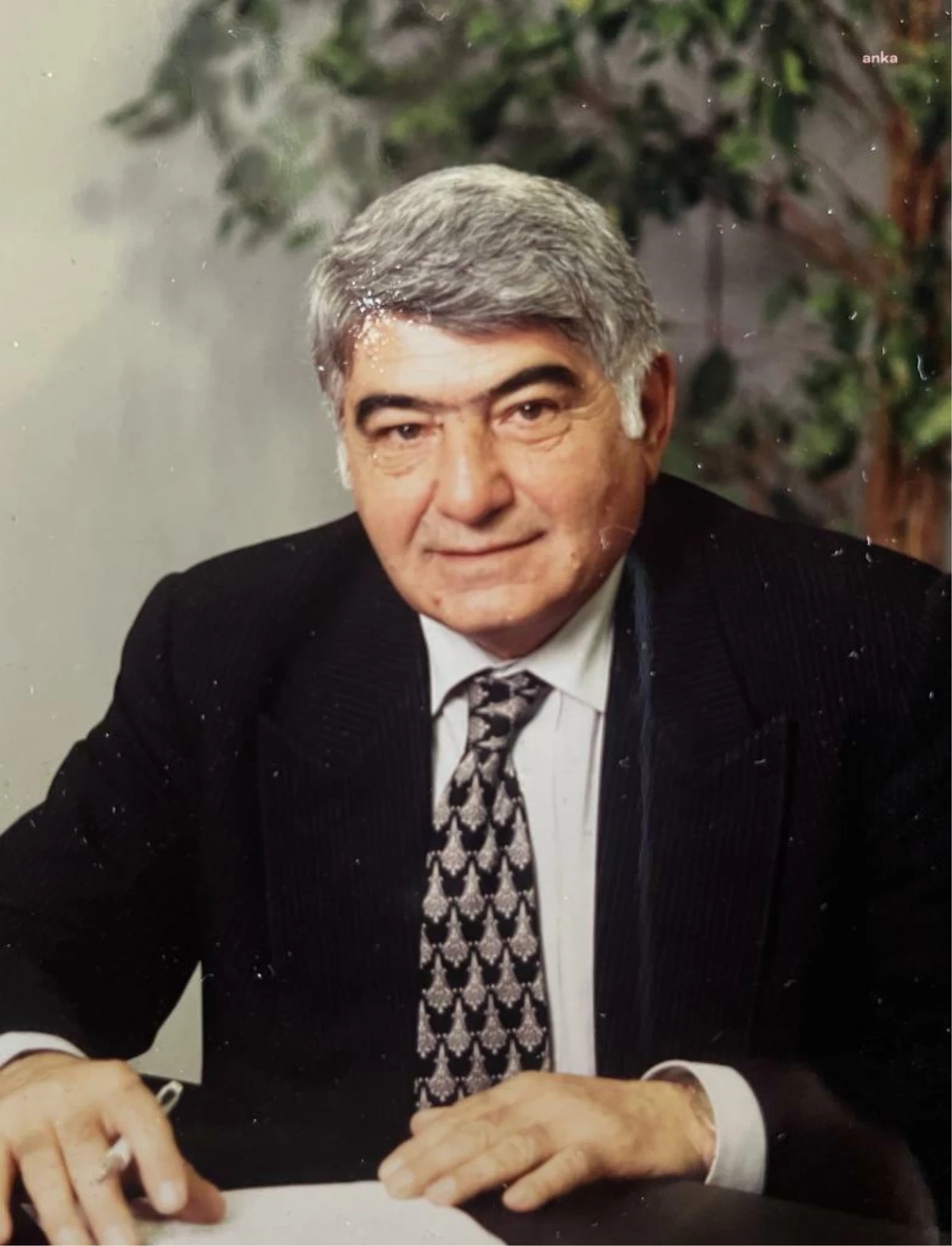 Eski Ankara Barosu Başkanı Prof. Dr. Erzan Erzurumluoğlu hayatını kaybetti