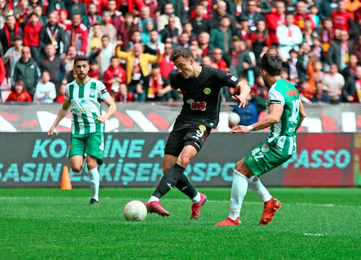 Eskişehirspor-Entegre Solar Elazığspor maçının biletleri satışa çıktı