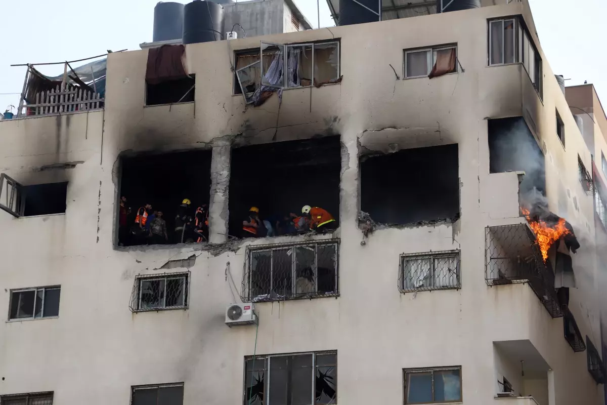 İsrail\'in Gazze\'ye düzenlediği hava saldırısında Kudüs Tugayları üyesi öldürüldü