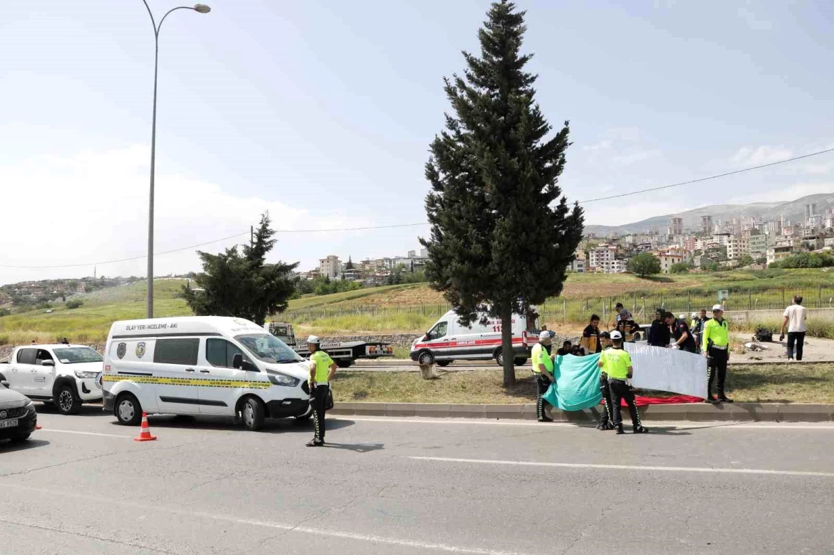 Kahramanmaraş\'ta trafik kazası: Ölü sayısı 3\'e yükseldi