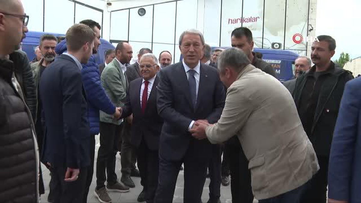 Milli Savunma Bakanı Akar: Terörle mücadelede geri adım atarsak tekrar şehitler veririz