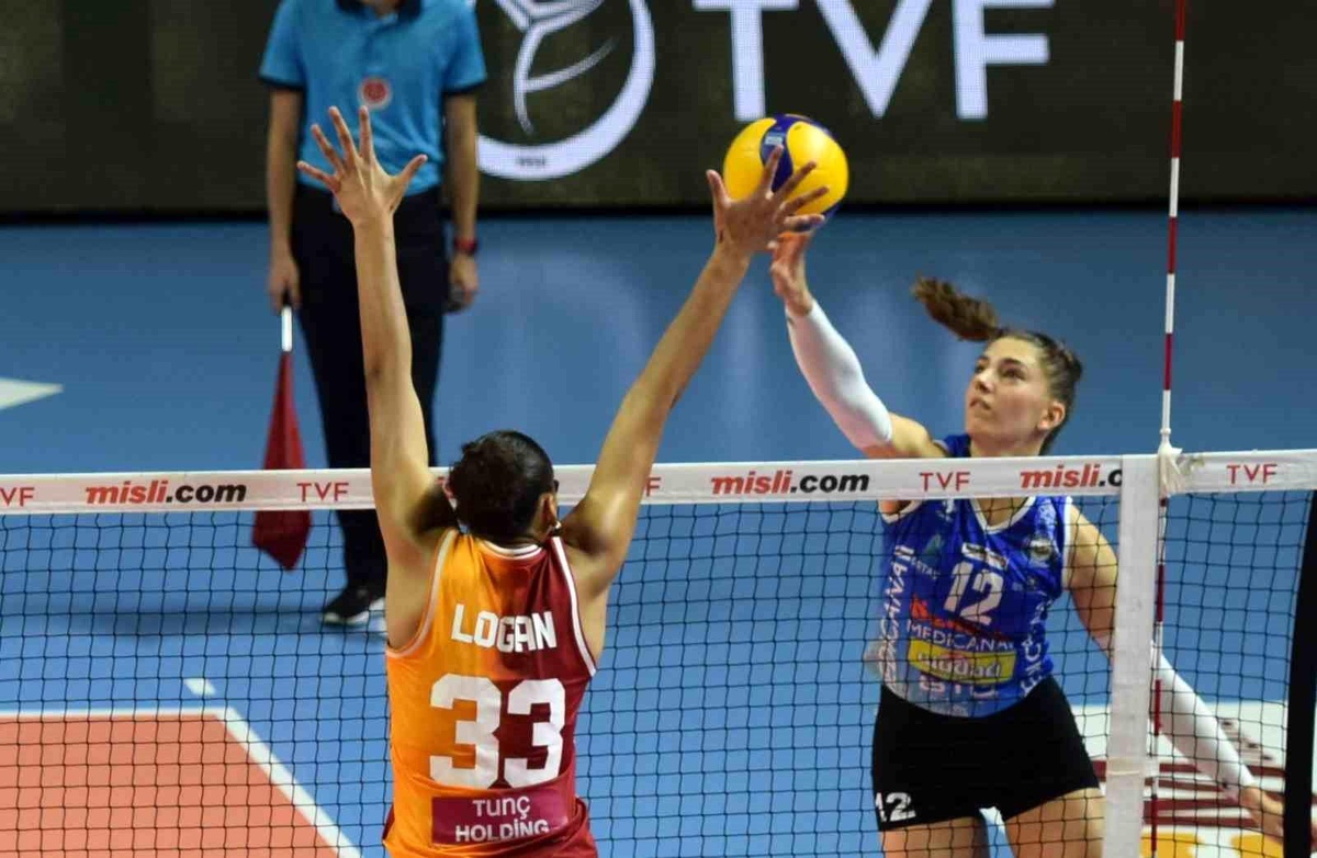 Nilüfer Belediyespor Kadın Voleybol Takımı CEV Challenge Kupasına Katılma Hakkı Elde Etti