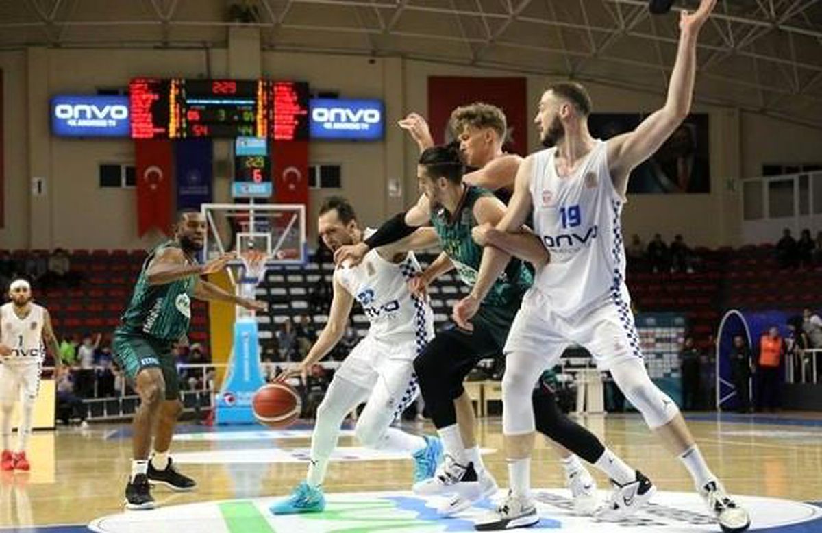 Pınar Karşıyaka Deplasmanda Büyükçekmece Basketbola Yenildi