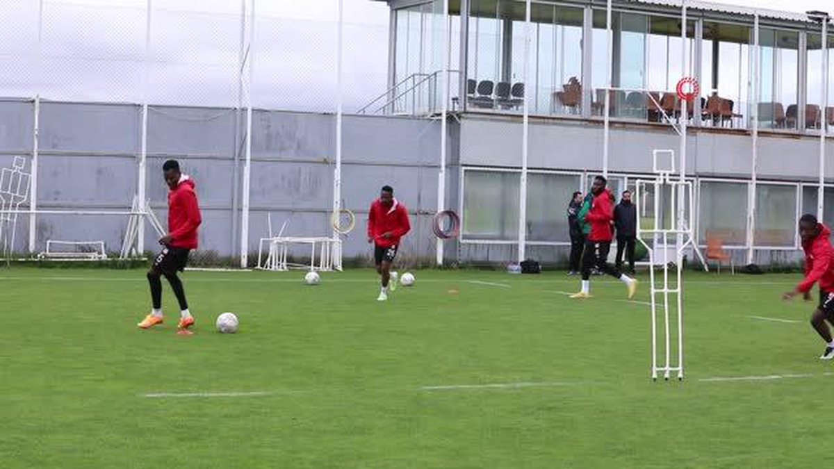 Sivasspor\'da Kasımpaşa hazırlıkları sürüyor