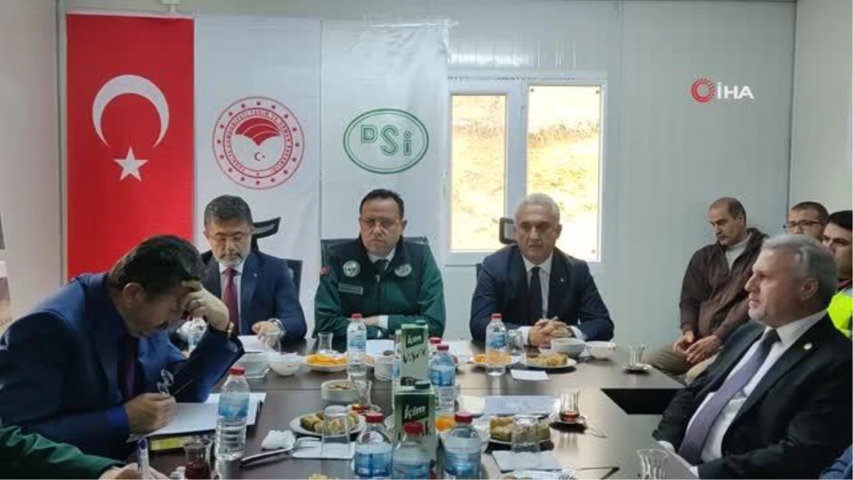 Tarım Orman Bakan Yardımcıları Tosya-Akbük Göletinde incelemelerde bulundu