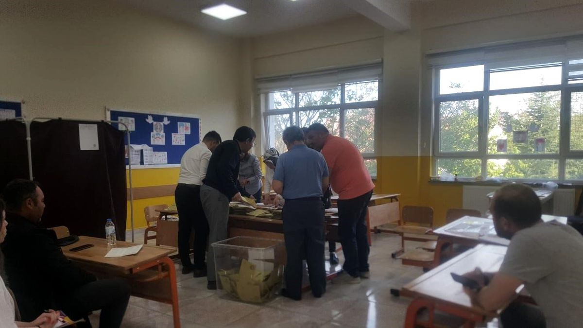 Afyonkarahisarda oy verme işlemi sona erdi, oyların sayımına başlandı