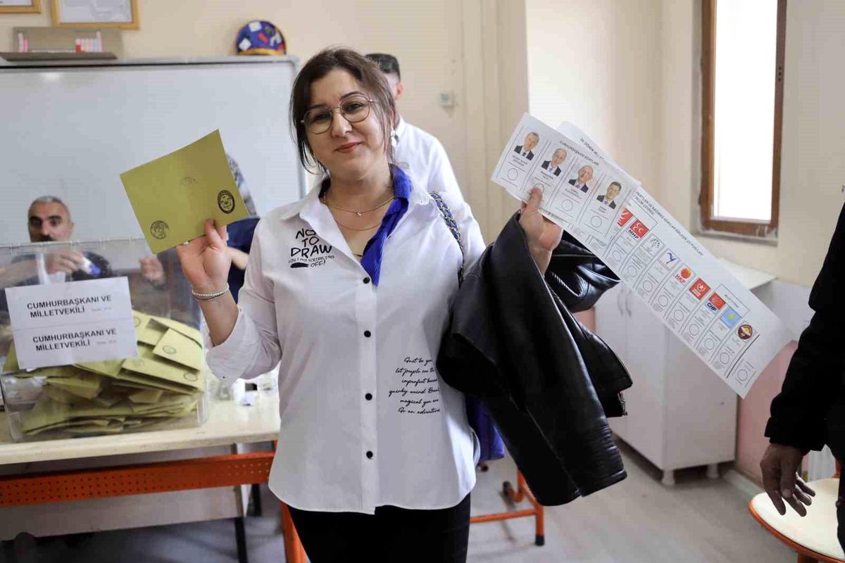 Ağrı\'da oy kullanma işlemleri devam ediyor