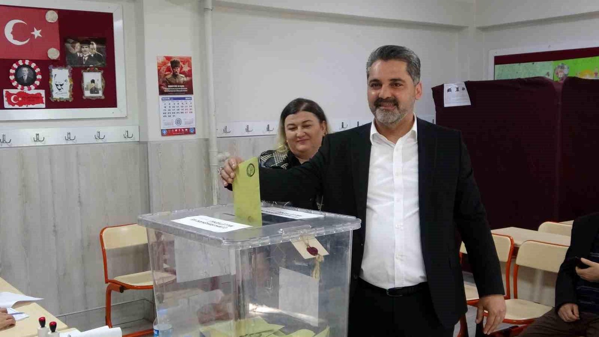 AK Parti Kayseri İl Başkanı Fatih Üzüm, seçimlerden zaferle ayrılacaklarına inanıyor