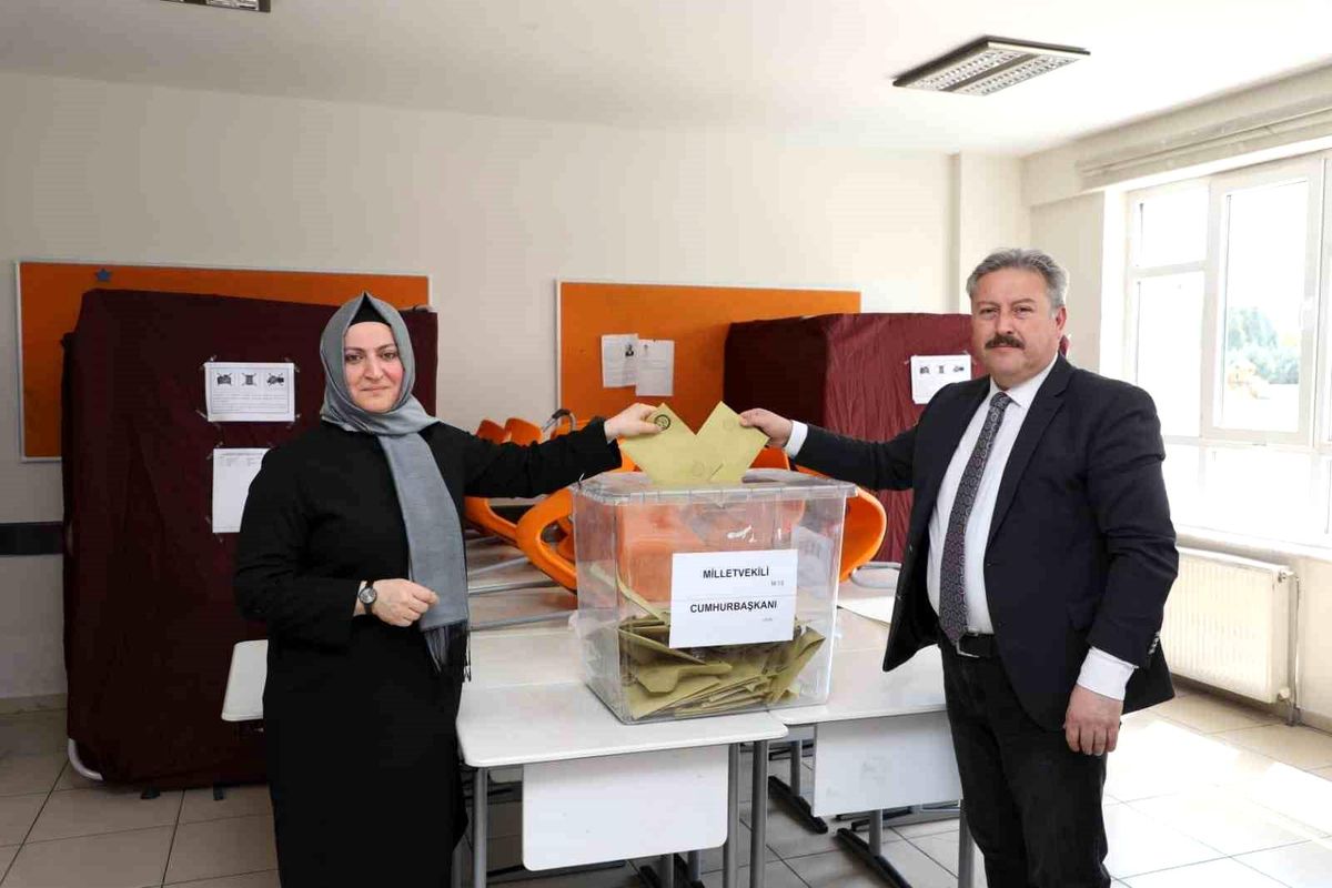 Melikgazi Belediye Başkanı Dr. Mustafa Palancıoğlu Oyunu Kullandı