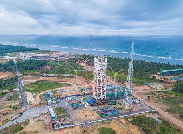 Çin'in Hainan Eyaletindeki Ticari Uzay Aracı Fırlatma Sahasının İnşaatı Sürüyor