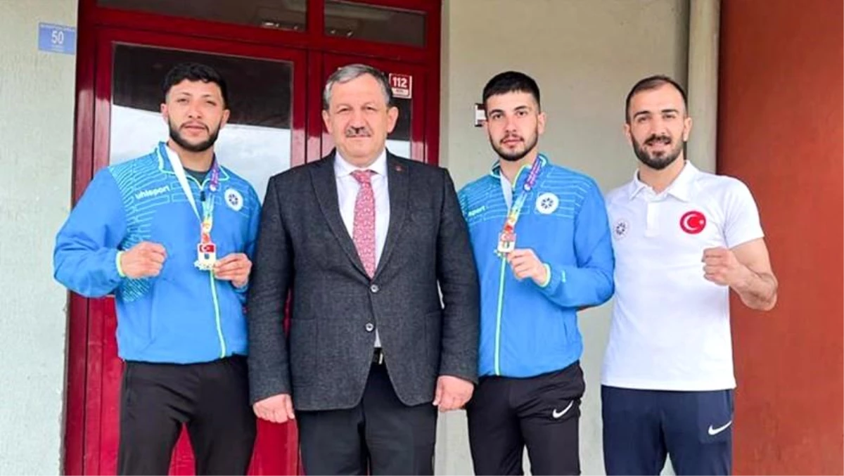 Erzurum Teknik Üniversitesi Kick Boks Şampiyonasında 2 Madalya Kazandı