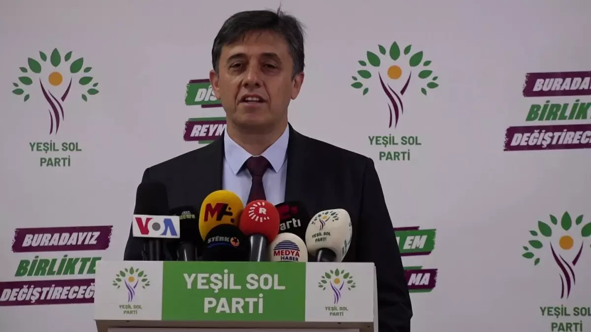 Hdp Ysk Temsilcisi Tiryaki: "Akp\'lilerin Jandarma Eşliğinde Açık Oy Kullandırdığını Tespit Ettik"