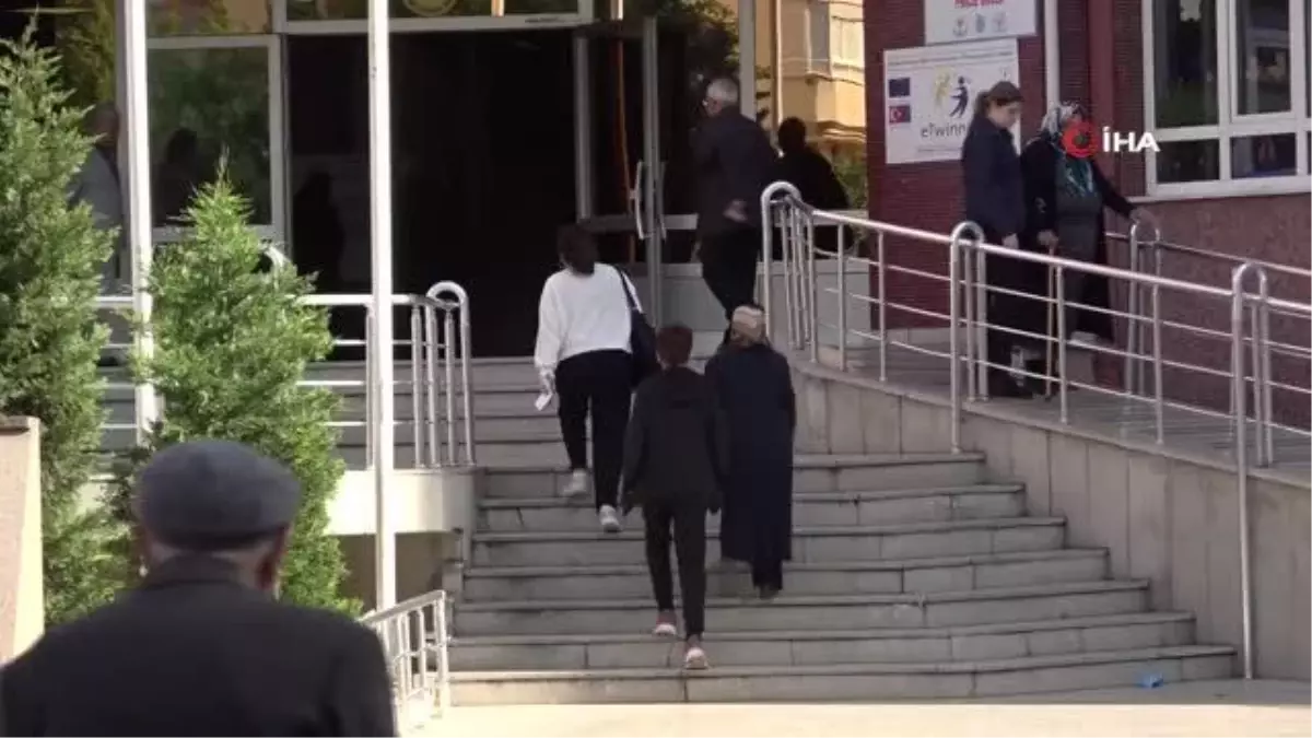 Konyada oy kullanma işlemi başladı