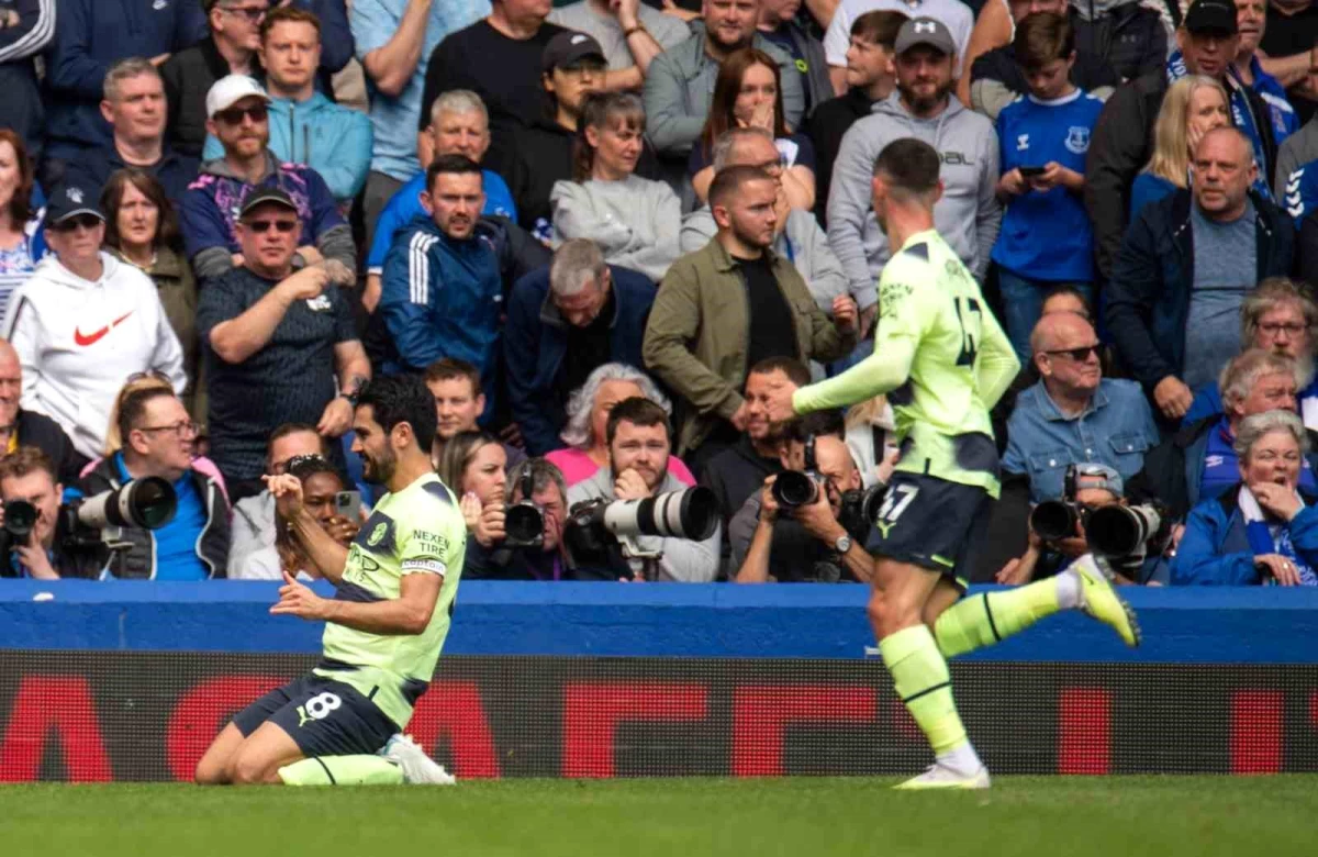 Manchester City, Everton\'u 3-0 mağlup etti