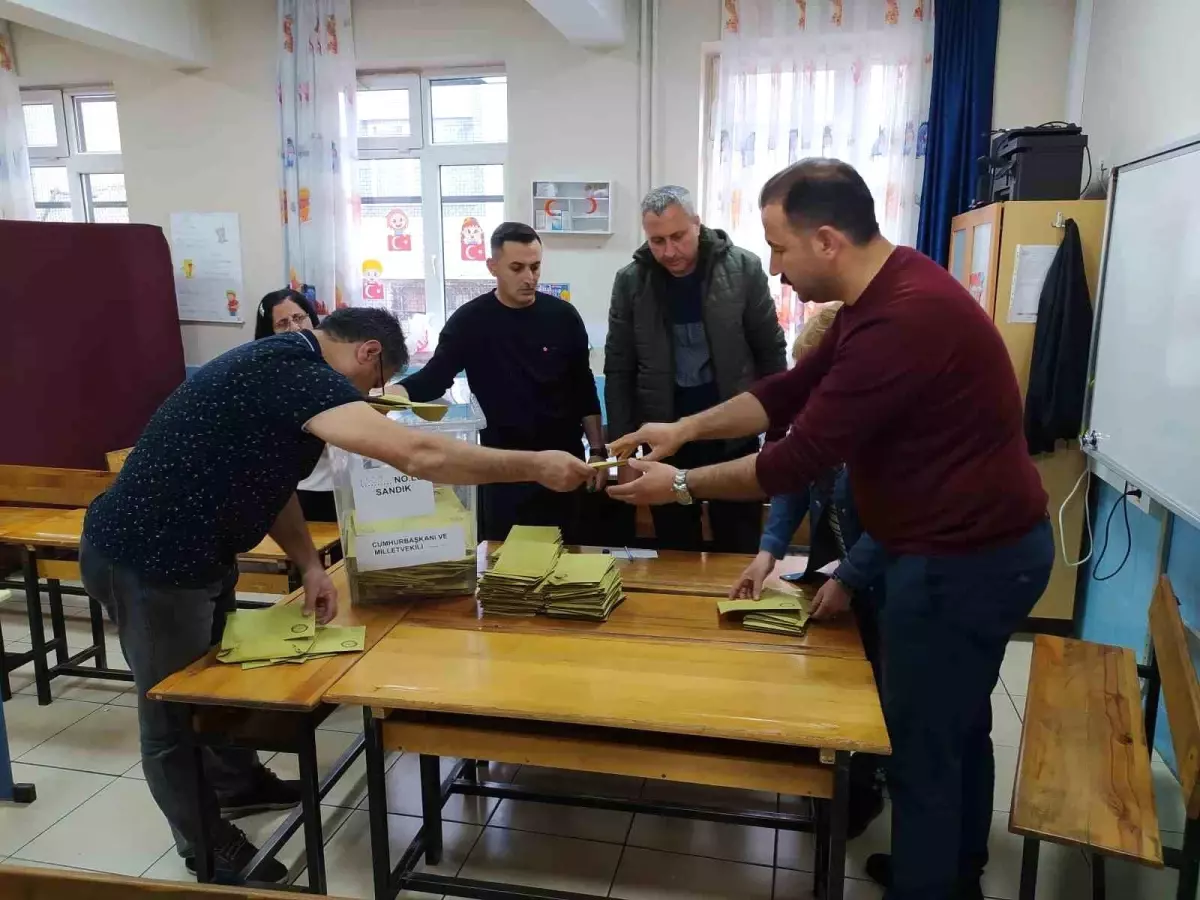 Uşak'ta Oy Verme İşlemi Tamamlandı