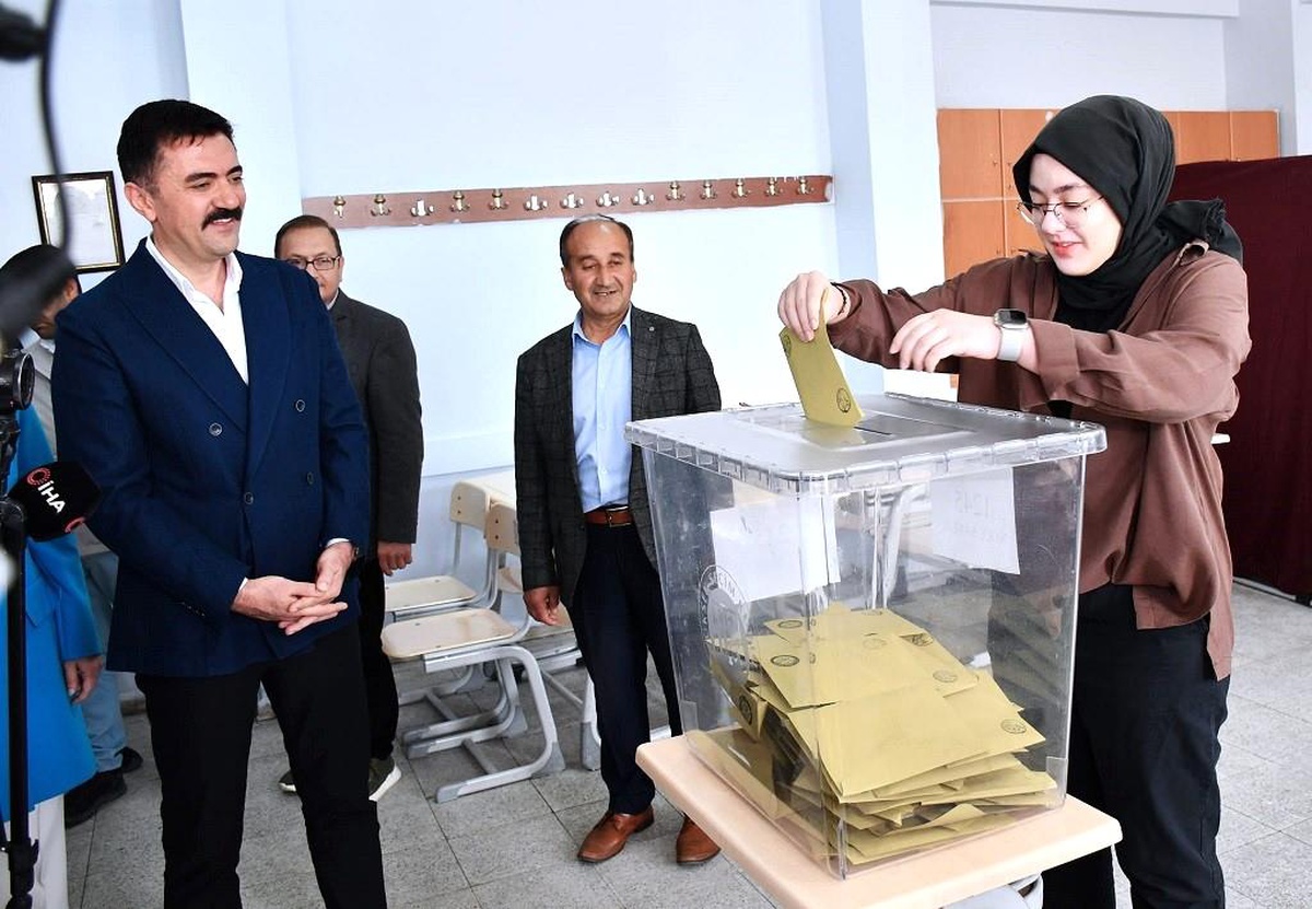 Kırıkkale Valisi Bülent Tekbıyıkoğlu Oyunu Kullandı
