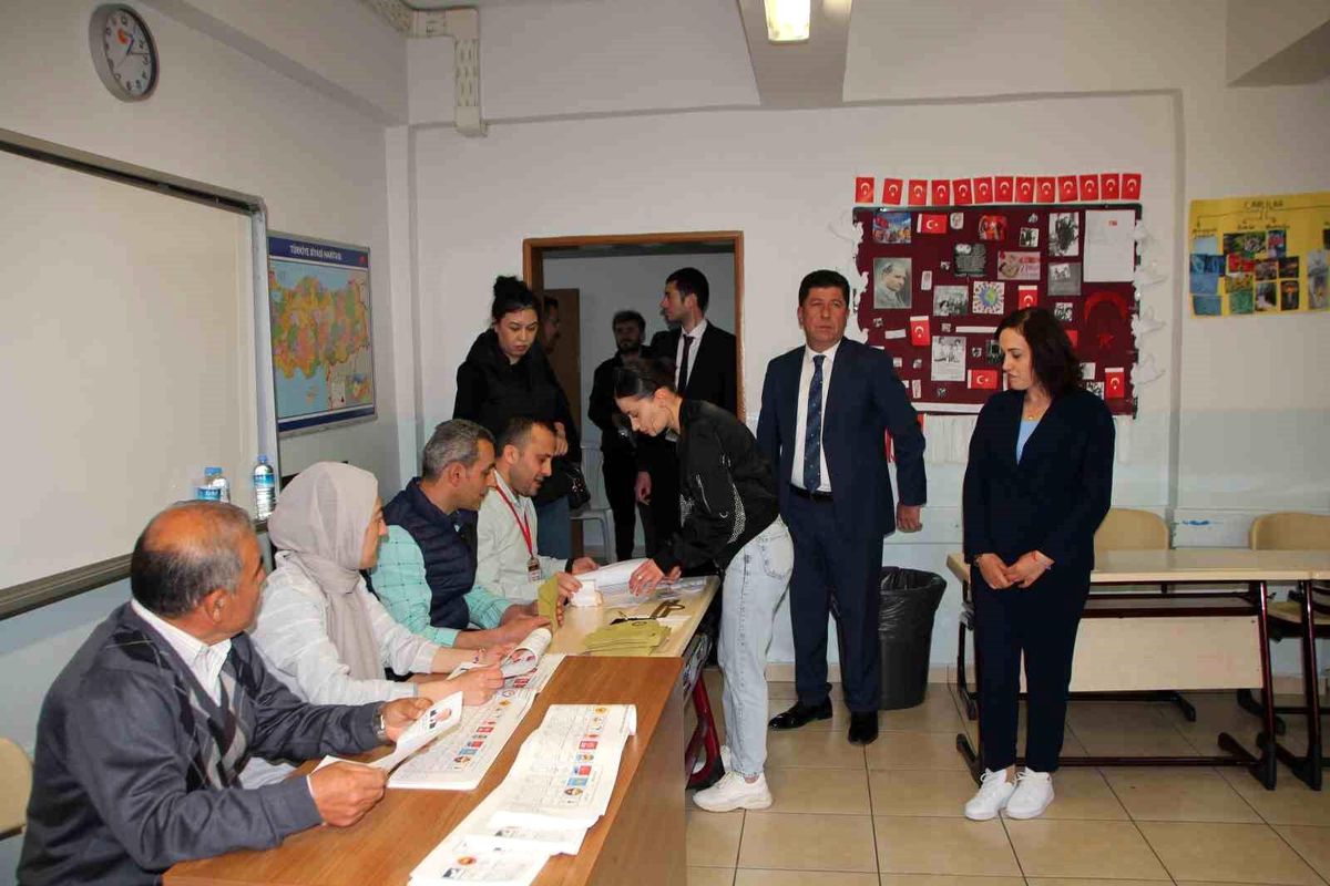 Bilecik\'te Seçim Sonuçları: AK Parti ve CHP\'nin 1. Sıra Adayları Milletvekili Seçildi