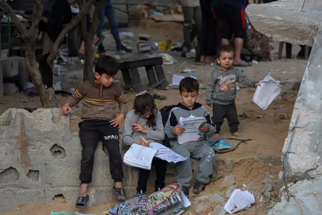 İsrail'in Gazze'ye Yönelik Hava Saldırılarında Pek Çok Bina Yerle Bir Oldu