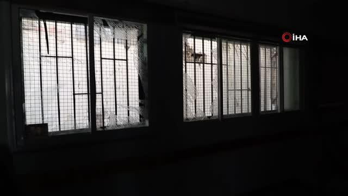 İsrail saldırılarında 2 okul kullanılamaz hale geldi