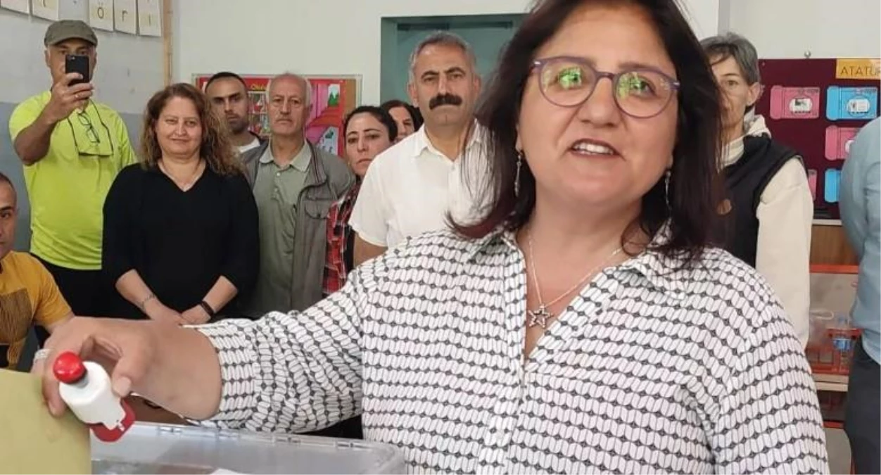 Kemal Kılıçdaroğlu\'nun memleketi Tunceli\'den tek milletvekilini Yeşil Sol Parti çıkardı