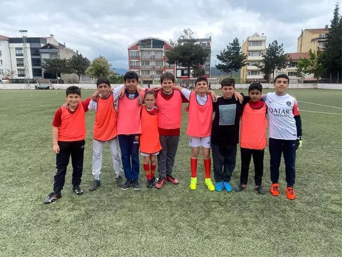 Osmaneli ilçesinde Sınıflar Arası Futbol Turnuvası düzenlendi