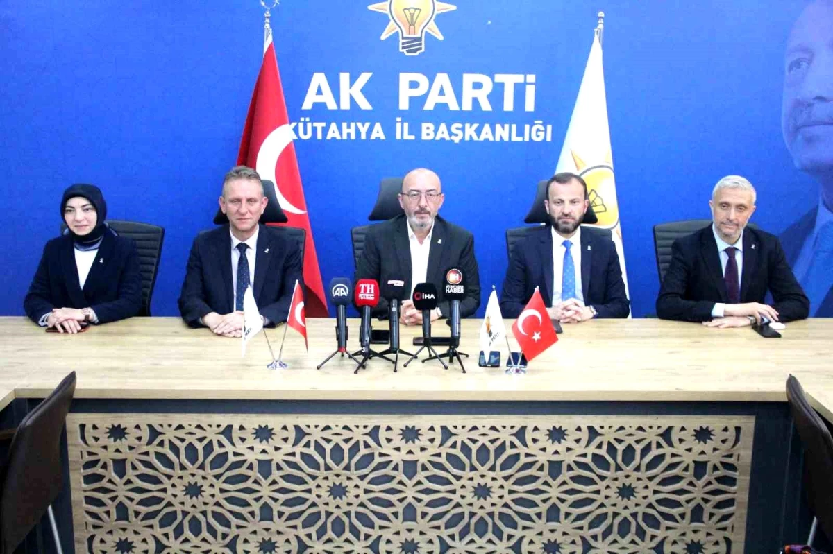 AK Parti Kütahya İl Başkanı ve Milletvekilleri Seçmenlere Teşekkür Etti