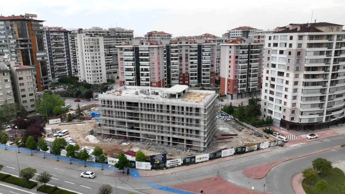 Başkan Altay: "Yenişehir Sosyal Tesisi ve Lise Medeniyet Akademisi inşaatı hızla yükseliyor"