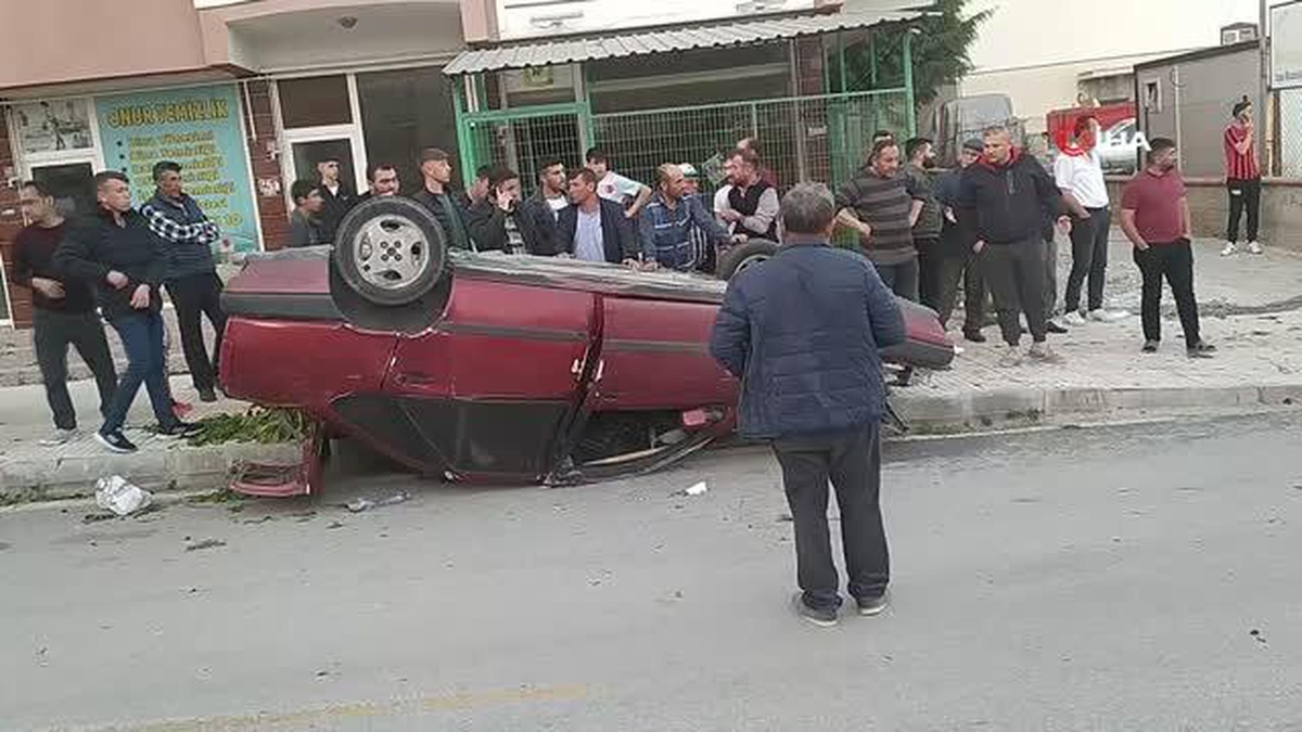 Çorum\'da Beton Mikseri ve Otomobil Çarpıştı: 3\'ü Çok 7 Yaralı