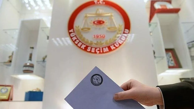 CHP ve AK Parti karara itiraz etti! YSK, 5 ülkedeki oy kullanma süresini uzattı