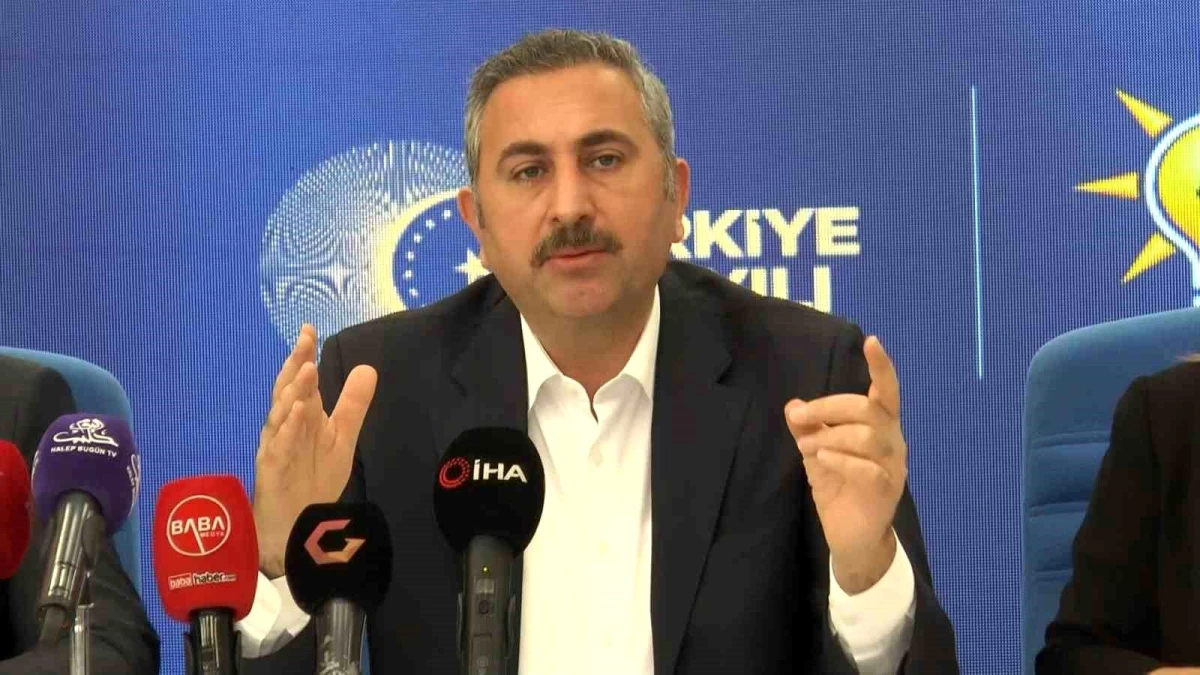 Abdulhamit Gül: Seçim sonuçları Türkiye\'ye demokrasi dersi verenlere cevap oldu