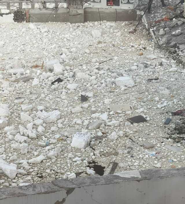 Hatay'da kaybolan kişi depremde yıkılan binanın enkazındaki su birikintisinde ölü bulundu
