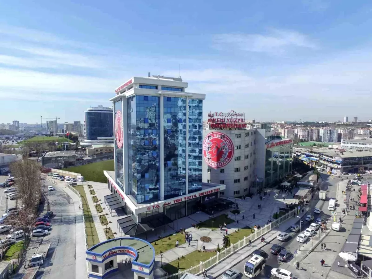İstanbul Yeni Yüzyıl Üniversitesi Resmi Plakalı Araçları Hakkında Açıklama Yaptı
