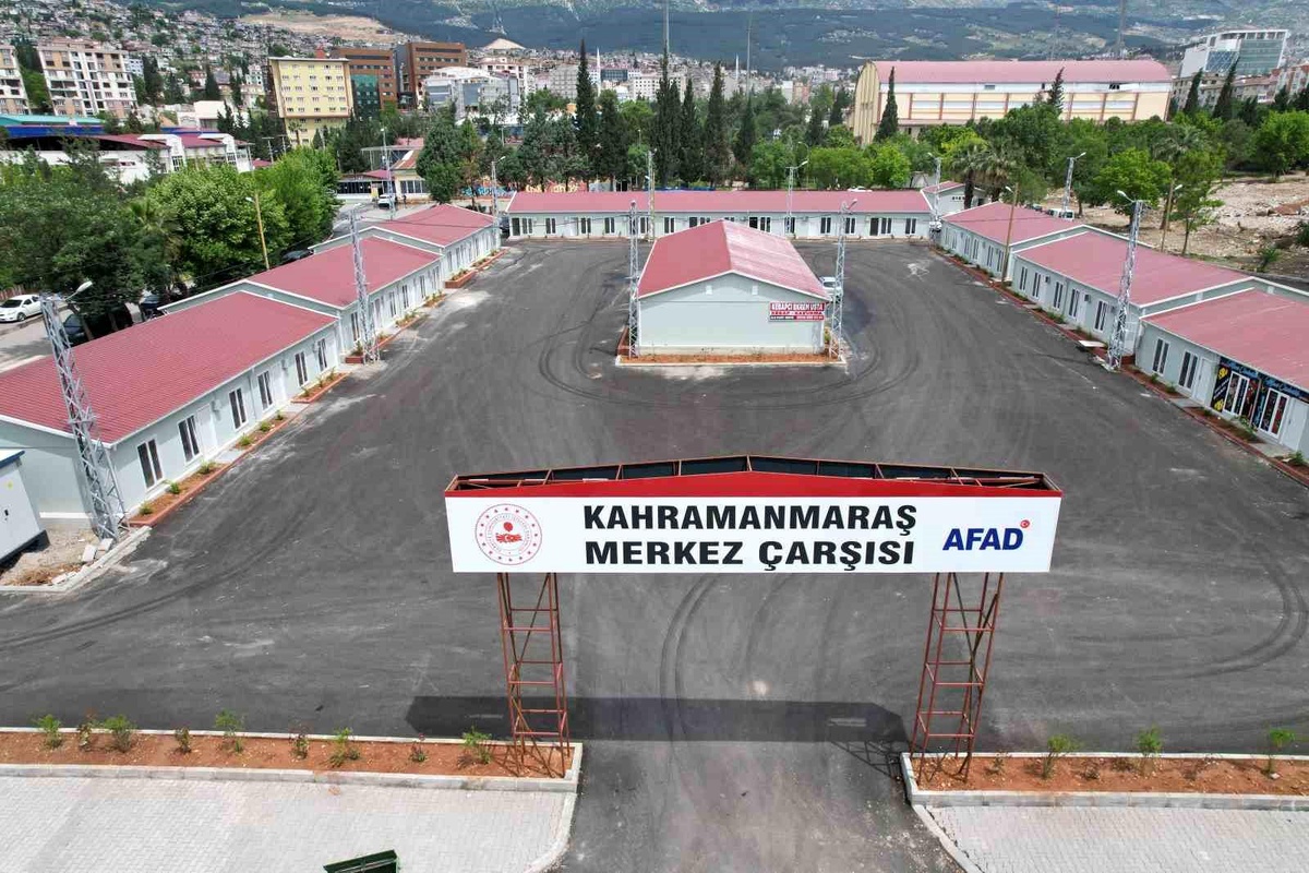 Kahramanmaraş \'Merkez Prefabrik Çarşı\' hizmete girdi