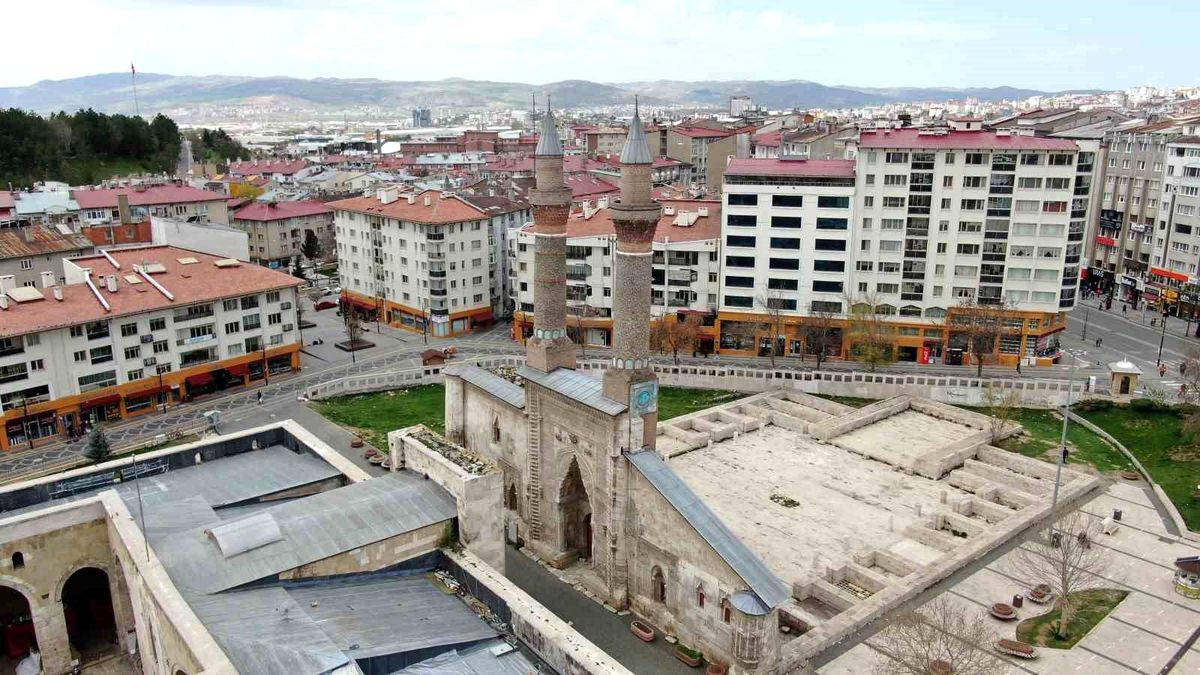 Sivasta Canlı Doğan Bebek Sayısı Düşüyor