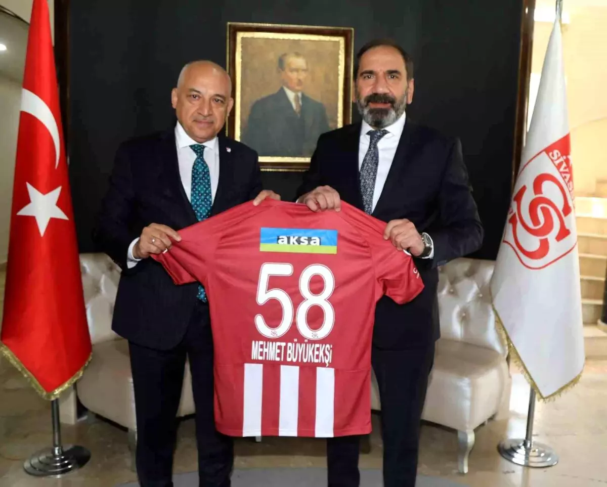 TFF Başkanı Büyükekşi: "Sivasspor bir adım önde"
