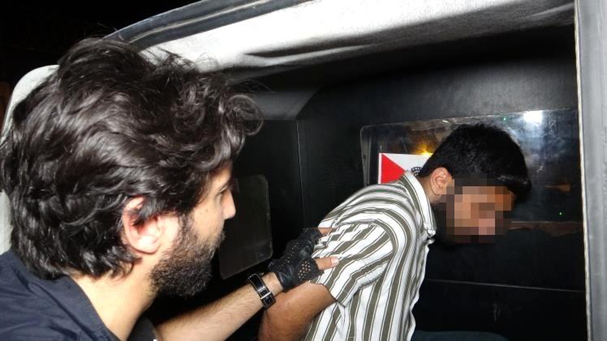 Adanada silah kaçakçısı yakalandı