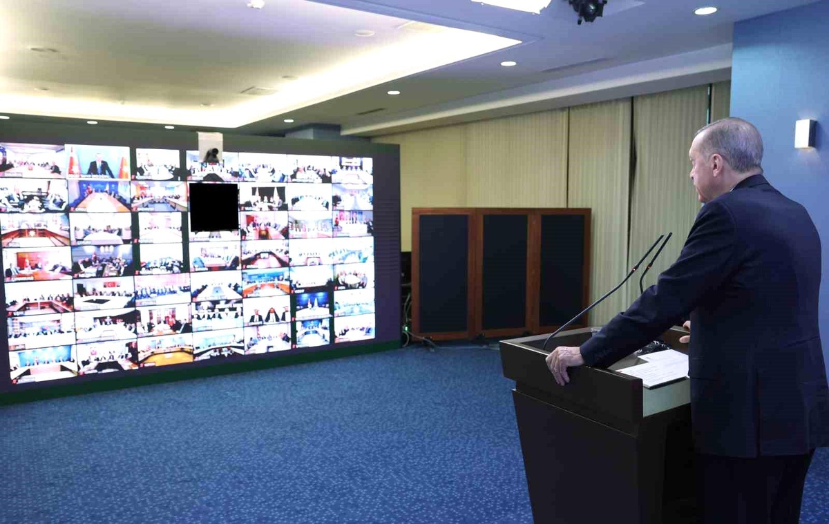 Cumhurbaşkanı Erdoğan: "Tahıl Koridoru Anlaşması 2 ay uzatıldı"