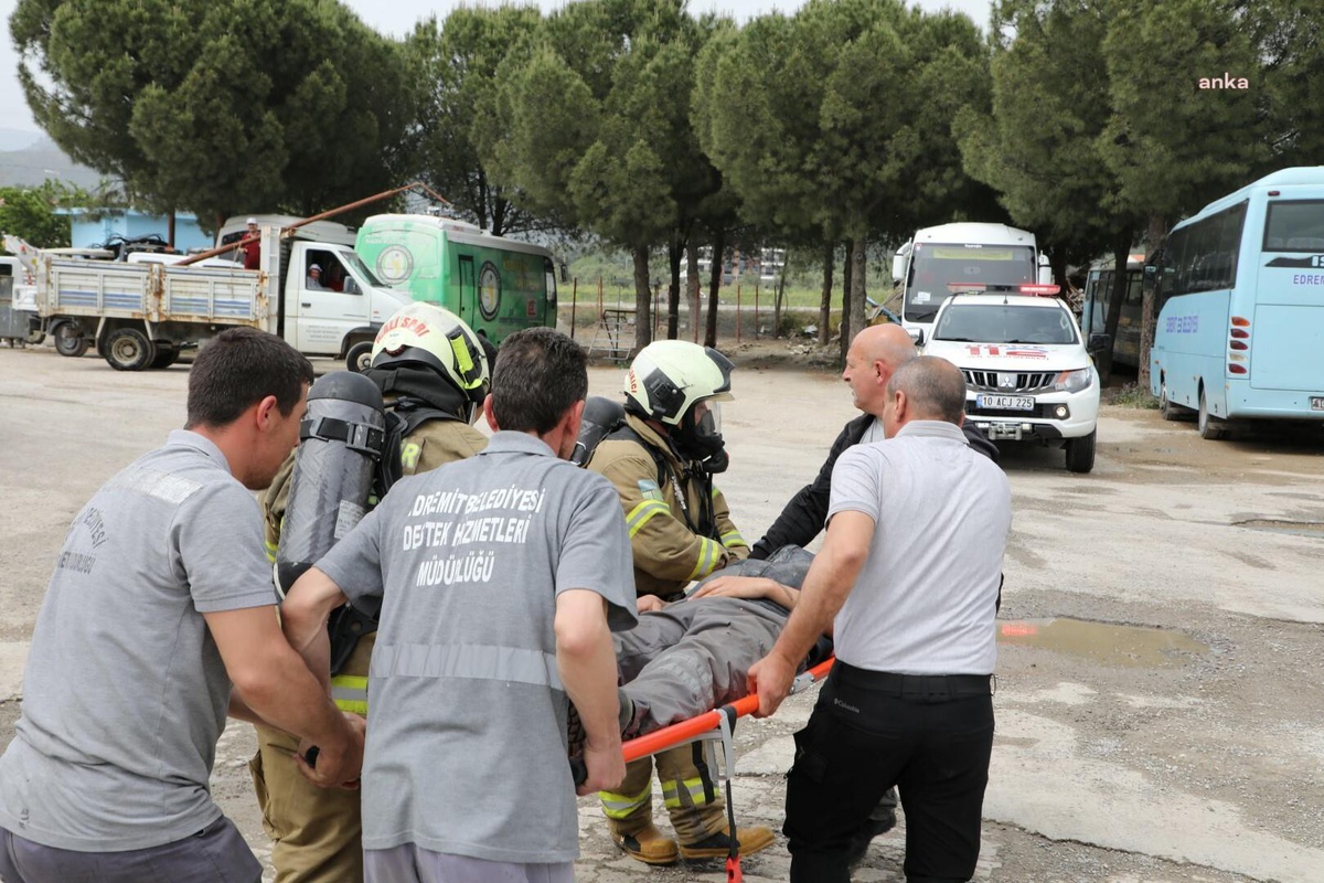 Edremit Belediyesi Personeline Yangın ve Acil Durum Eğitimi