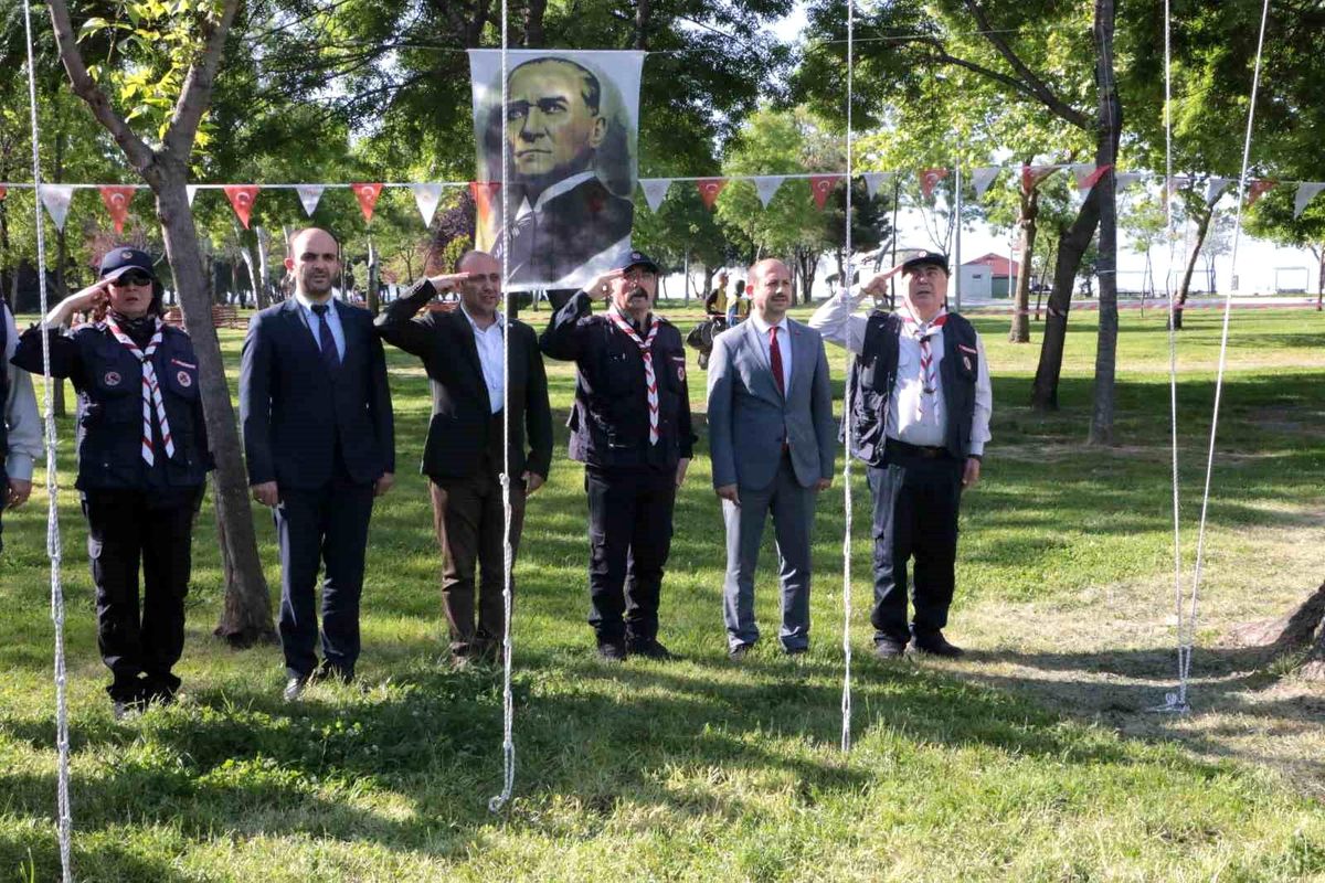 \'Kurtuluşa İlkadım İzcilik Kampı\' başladı