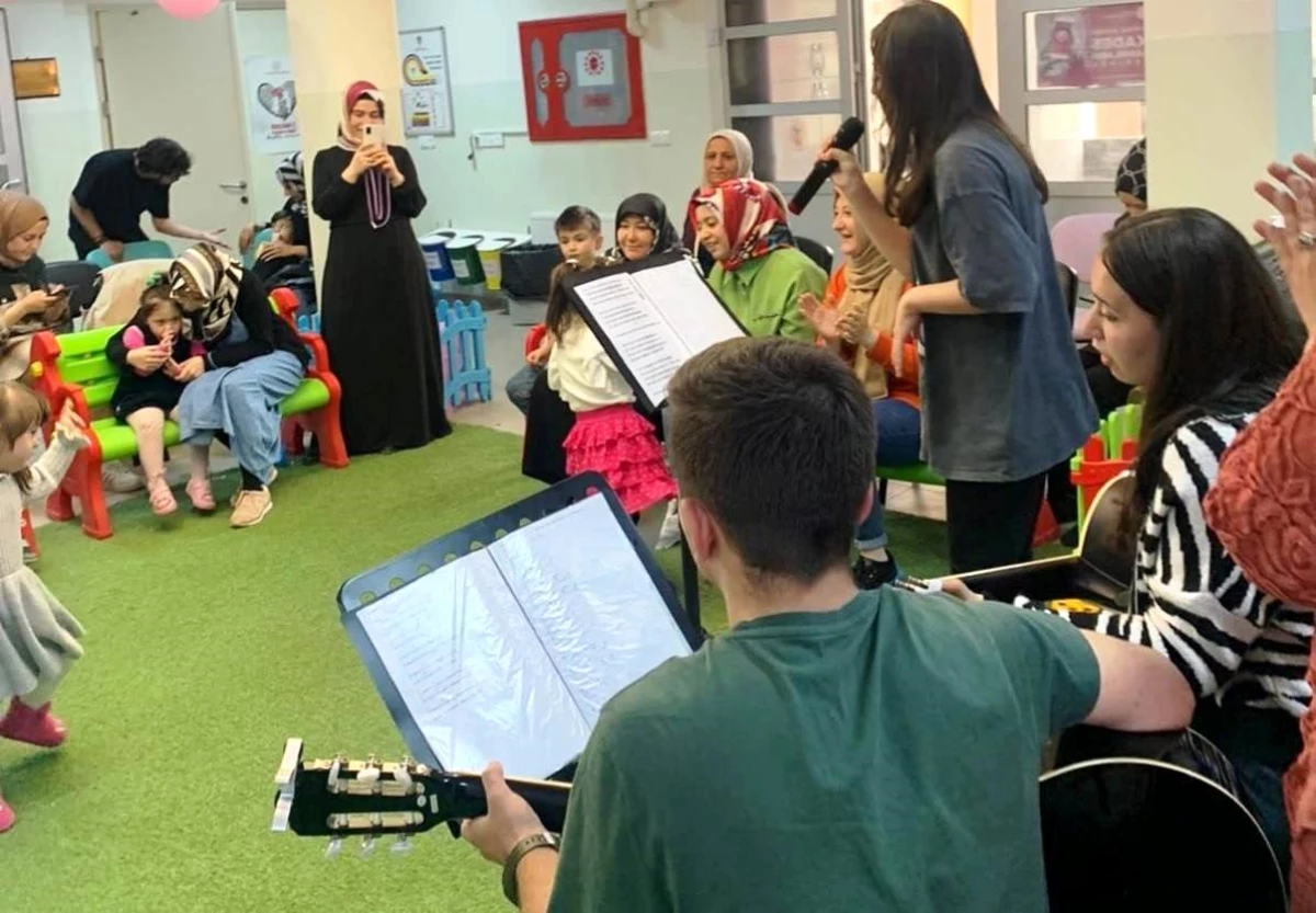 Kütahya Necip Fazıl Kısakürek Anadolu Lisesinde, "Müzik varsa biz de varız" projesi